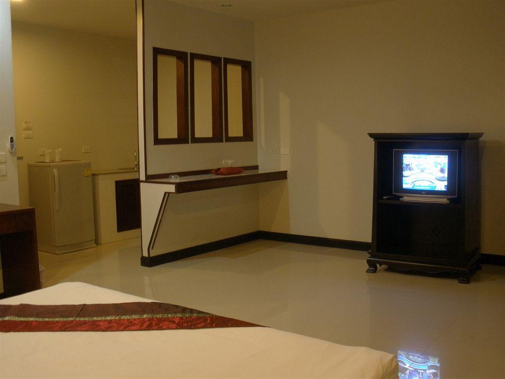 C.A.P Mansion Apartment Phuket Exterior foto