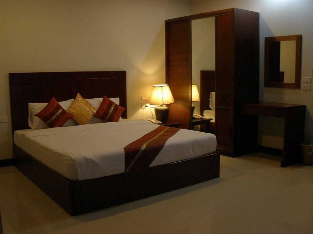 C.A.P Mansion Apartment Phuket Exterior foto