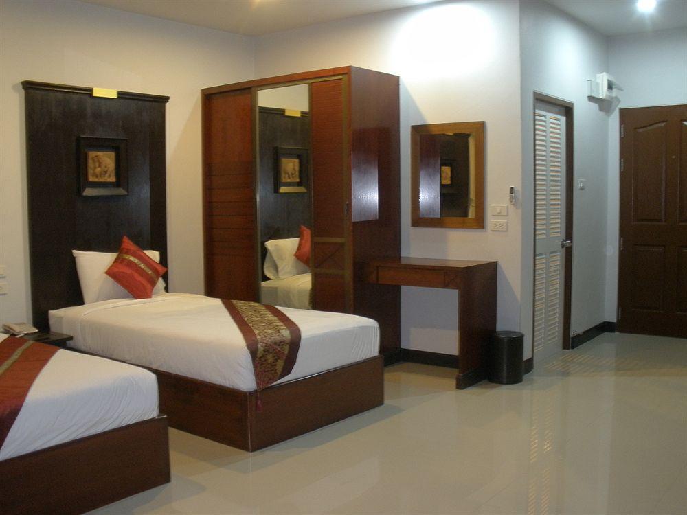 C.A.P Mansion Apartment Phuket Exterior foto